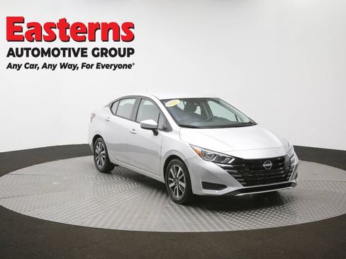 Used 2023 Nissan Versa SV FWD image 50