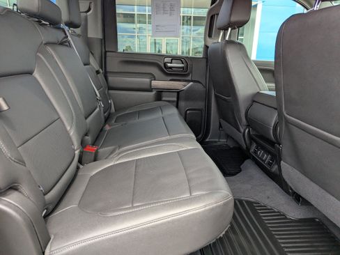 Used 2022 Chevrolet Silverado 3500 LTZ AWD/4WD image 36