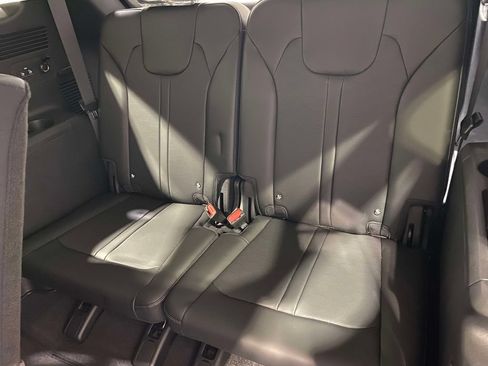 New 2026 Kia Sorento EX AWD/4WD image 16