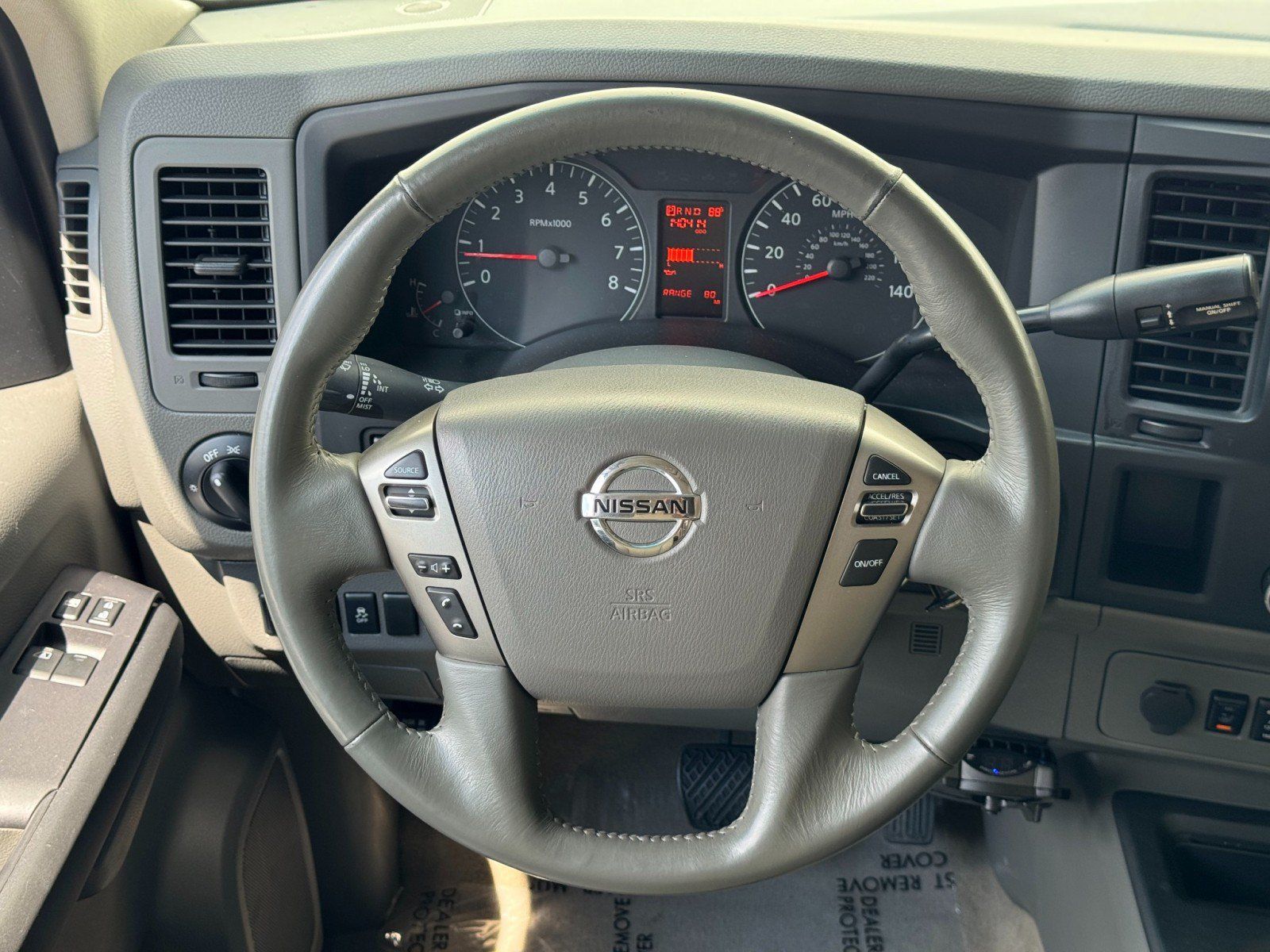Used 2018 Nissan NV 3500 SL RWD image 18
