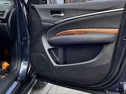 Used 2020 Acura MDX SH-AWD w/ Technology Package image 22