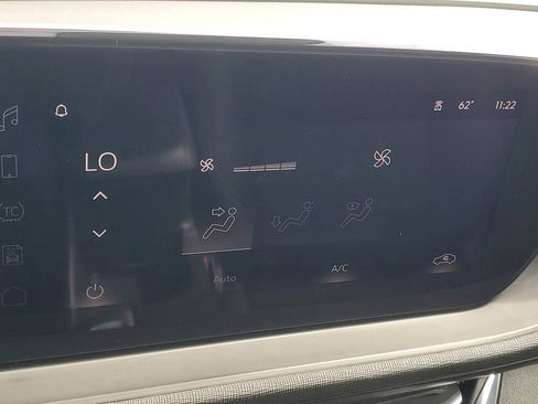 Used 2025 Buick Envista Preferred image 22