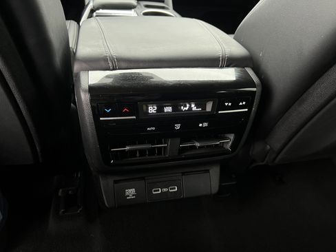 Used 2022 Acura MDX SH-AWD w/ Technology Package image 31