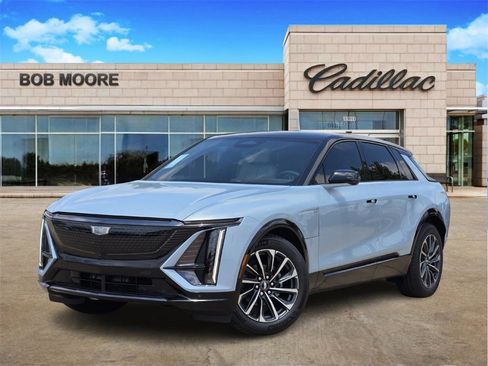 New 2025 Cadillac Lyriq Sport image 1