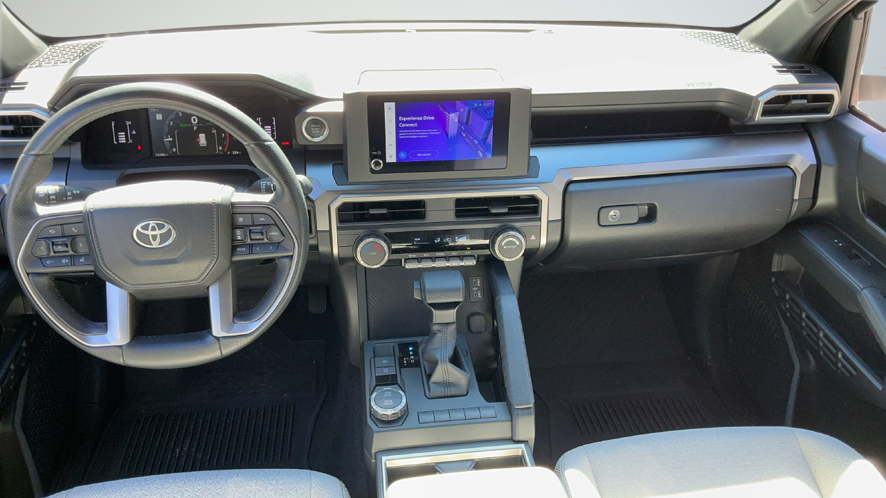 Used 2025 Toyota 4Runner SR5 RWD image 7