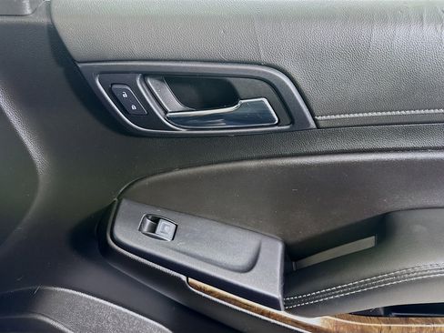 Used 2019 Chevrolet Tahoe LT image 31
