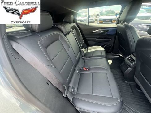 Used 2024 Chevrolet Equinox EV LT FWD image 31