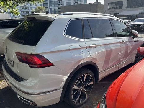 Used 2024 Volkswagen Tiguan SEL R-Line AWD/4WD image 3