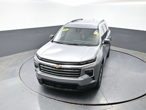 Used 2024 Chevrolet Traverse LT AWD/4WD image 48