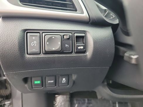 Used 2016 Nissan Sentra SV FWD image 20