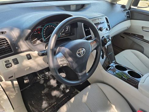 Used 2009 Toyota Venza FWD image 10