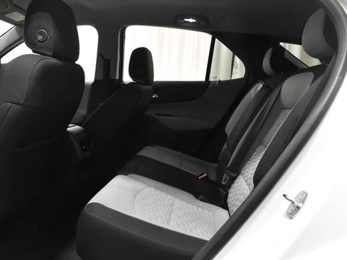 Used 2020 Chevrolet Equinox LS w/ LS Convenience Package FWD image 7