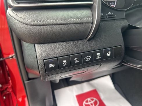 Used 2024 Toyota Camry XSE image 13