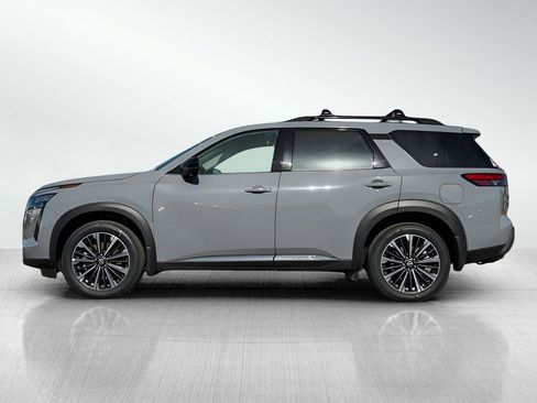 New 2026 Nissan Pathfinder Platinum AWD/4WD image 4