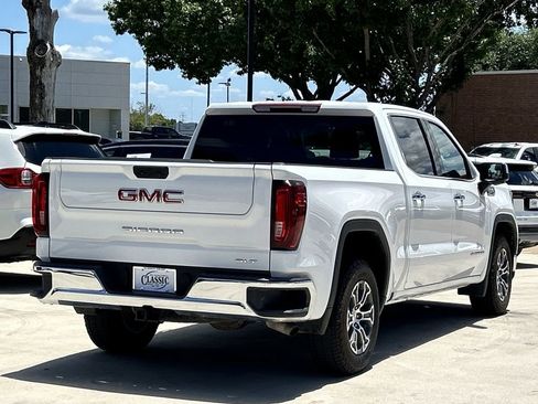 Used 2025 GMC Sierra 1500 SLT RWD image 4