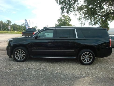 Used 2015 GMC Yukon XL Denali w/ Open Road Package RWD image 9