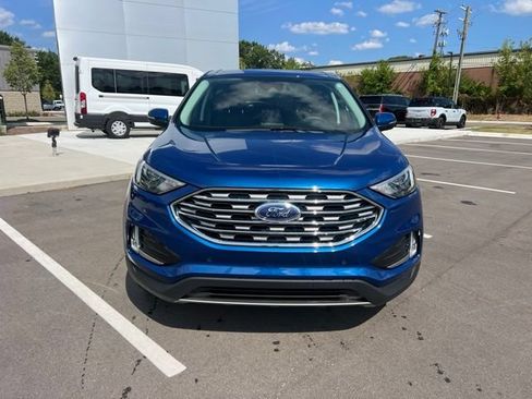 Used 2024 Ford Edge Titanium AWD/4WD image 2