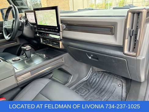 Used 2025 GMC Hummer EV 2X AWD/4WD image 29