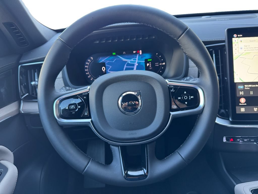 New 2026 Volvo XC90 T8 Plus w/ Protection Package Premier AWD/4WD image 14