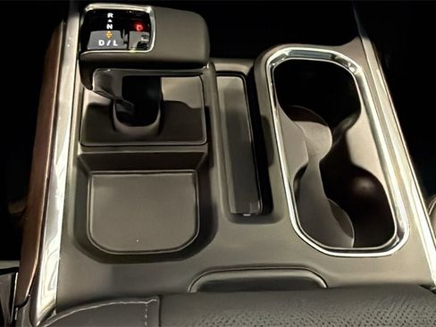 New 2026 GMC Sierra 1500 SLT w/ SLT Premium Plus Package image 29