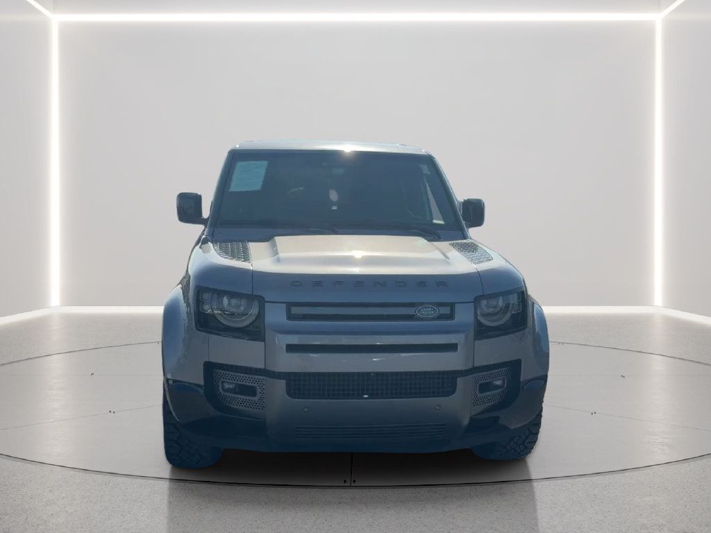 Used 2024 Land Rover Defender 130 Outbound AWD/4WD image 2