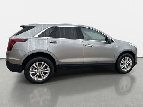 New 2025 Cadillac XT5 Luxury image 6