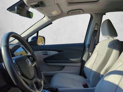 Used 2022 Honda Pilot Elite image 10