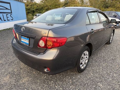 Used 2010 Toyota Corolla LE w/ All Weather Guard Pkg FWD image 3