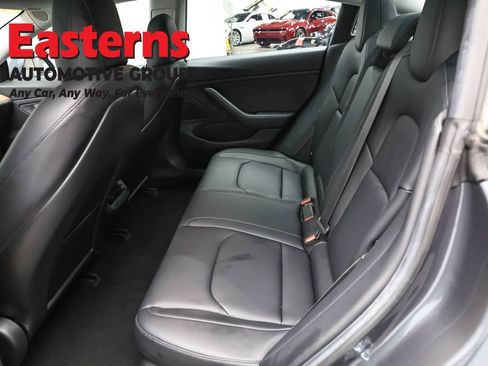 Used 2018 Tesla Model 3 Long Range image 16
