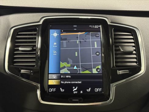 Used 2017 Volvo XC90 T6 Momentum AWD/4WD image 32