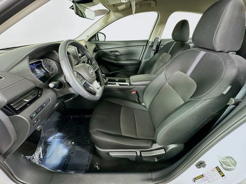 Certified 2025 Nissan Sentra SV w/ All-Weather Package FWD image 29