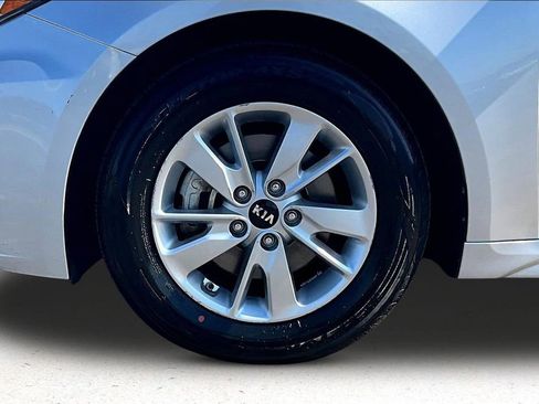 Used 2019 Kia Optima LX FWD image 29