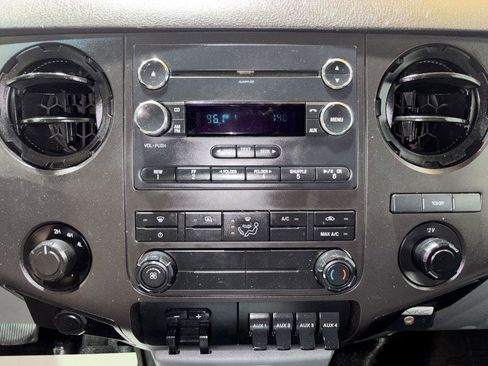 Used 2016 Ford F350 XL w/ Power Equipment Group AWD/4WD image 19