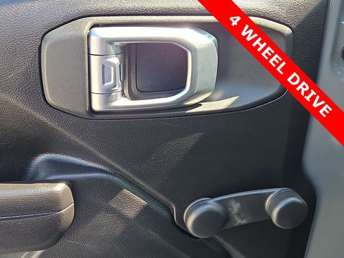Used 2021 Jeep Wrangler Unlimited Sport AWD/4WD image 13