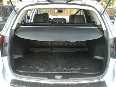 Used 2013 Subaru Outback 2.5i Limited AWD/4WD image 24