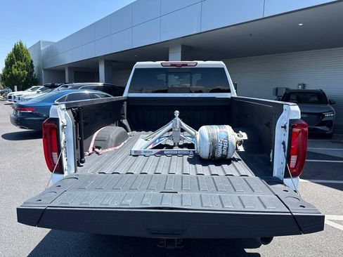 Used 2022 GMC Sierra 2500 AT4 w/ AT4 Premium Plus Package AWD/4WD image 11