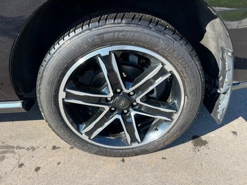 Used 2019 Ford Expedition Limited w/ Special Edition Package AWD/4WD image 9