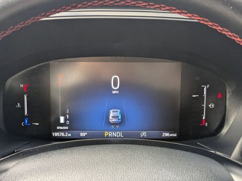 Used 2025 Ford Escape ST-Line image 18