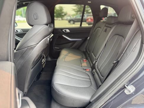 Used 2019 BMW X5 xDrive40i w/ Convenience Package AWD/4WD image 26