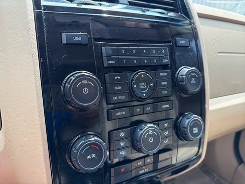 Used 2009 Ford Escape Limited FWD image 46