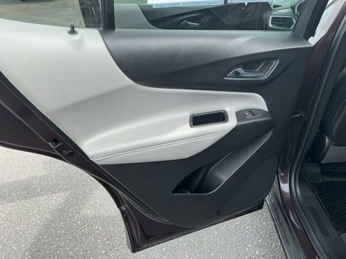 Used 2020 Chevrolet Equinox Premier image 14