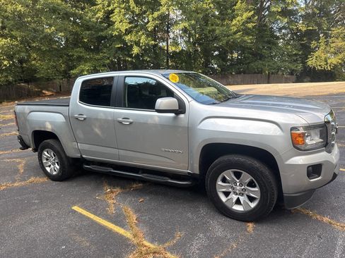 Used 2016 GMC Canyon SLE w/ SLE Convenience Package image 10