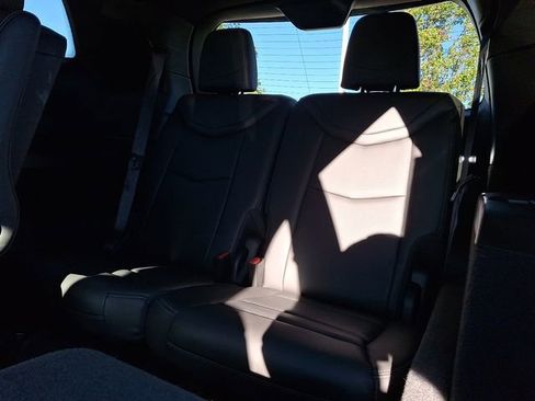 Certified 2025 Cadillac XT6 Premium Luxury image 10