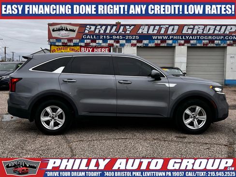 Used 2022 Kia Sorento LX FWD image 4