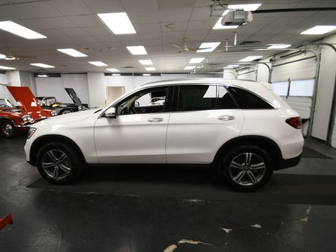 Used 2022 Mercedes-Benz GLC 300 4MATIC image 5
