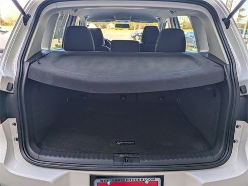 Used 2018 Volkswagen Tiguan Limited w/ Premium Package image 3