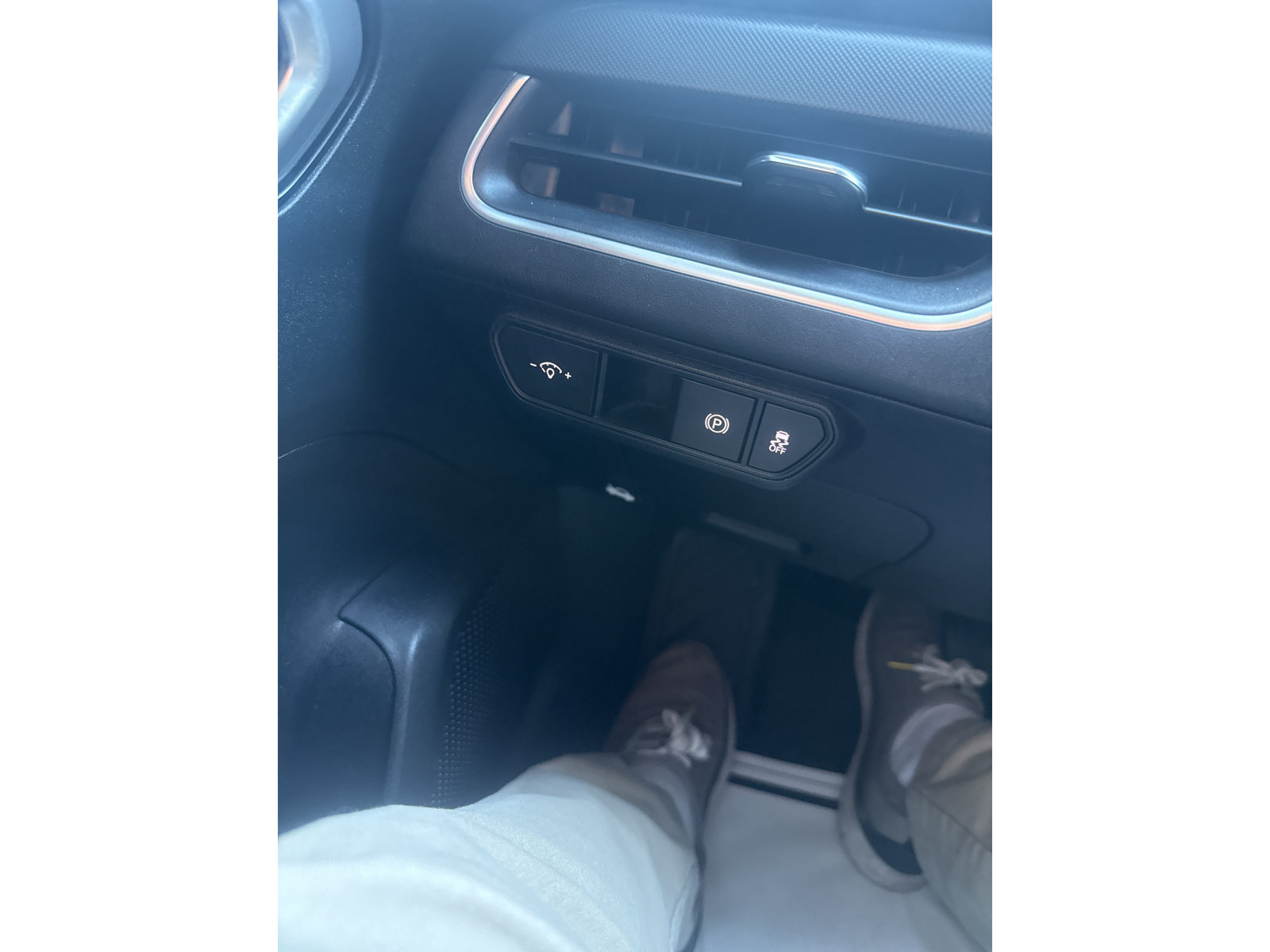 Used 2025 Kia K4 FWD image 16