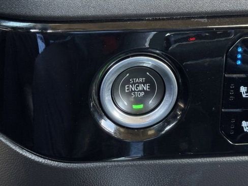 Used 2023 GMC Sierra 1500 SLT w/ SLT Premium Package image 19