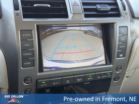 Used 2014 Lexus GX 460 w/ Premium Package AWD/4WD image 11