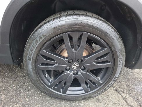 Used 2022 Honda Pilot Black Edition image 7